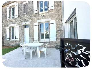 Colocation / 4 rooms house · 56 m², La Rochelle, Rue des Roses