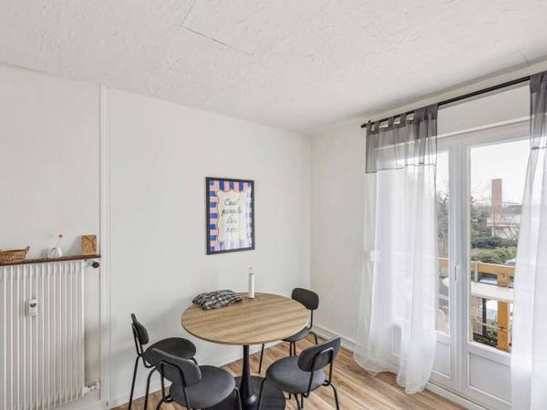 Colocation / Appartement 5 pièces de 82 m², Strasbourg, Rue de Lorraine / Photo 2