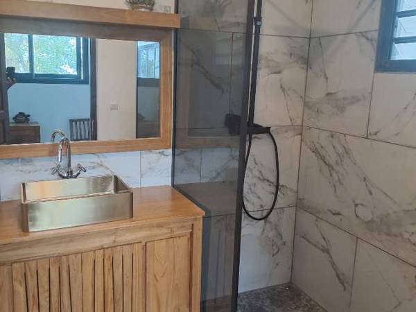 Colocation / Appartement 6 pièces de 150 m², Le Tampon, Rue Georges Pompidou / Photo 5