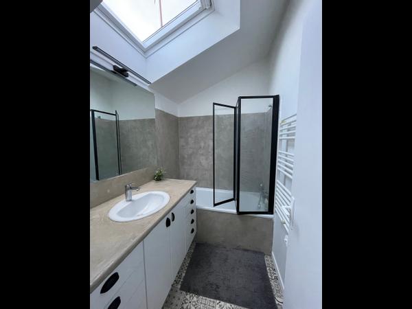 Colocation / Appartement 3 pièces de 47 m², Bordeaux / Photo 8