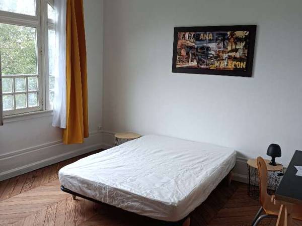 Colocation / Maison 10 pièces de 210 m², Évreux, Boulevard Gambetta / Photo 2