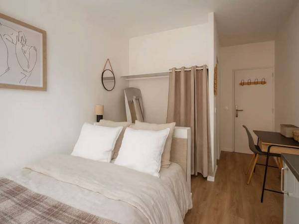 Coliving / Appartement 10 pièces de 248 m², Paris, Passage Penel / Photo 2