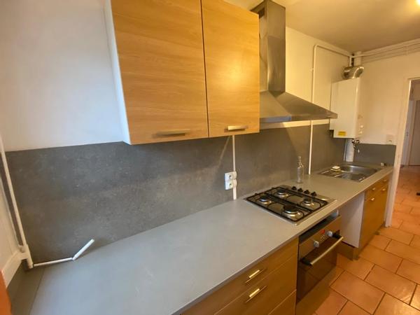 Colocation / Appartement 4 pièces de 70 m², Toulouse, Rue Paul Decamps / Photo 2