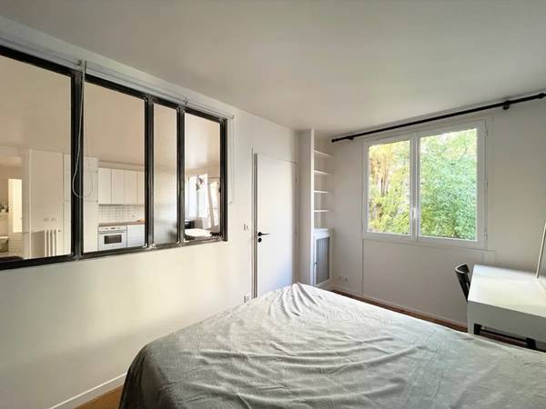 Sous-location / Appartement 3 pièces de 50 m², Paris, Rue Esquirol / Photo 2