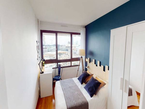Colocation / Appartement 4 pièces de 90 m², Nanterre, Rue Salvador Allende / Photo 2