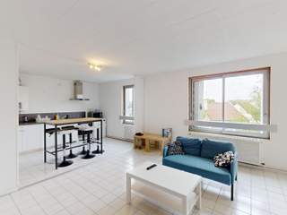 Colocation / Appartement 5 pièces de 104 m², Poitiers, Rue Eugène Landais