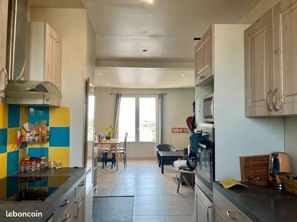 Colocation / Appartement 5 pièces de 80 m², Montpellier, Avenue des Prés d'Arènes / Photo 2
