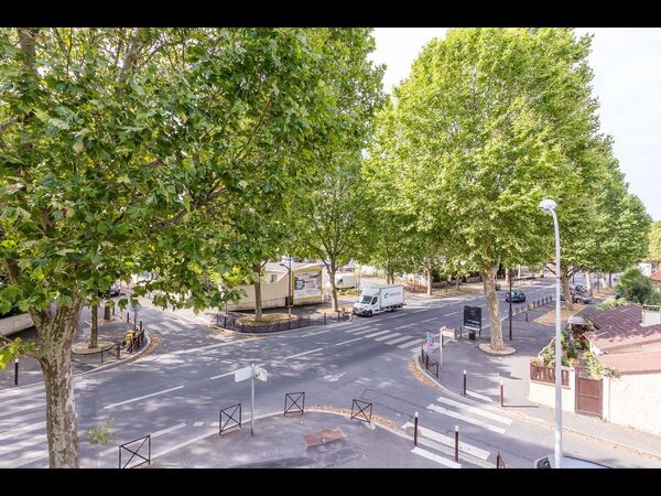 Colocation / Maison 10 pièces de 250 m², Le Kremlin-Bicêtre, Avenue Charles Gide / Photo 8