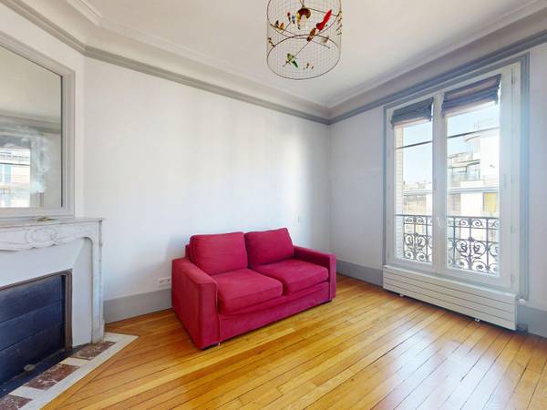 Location / Appartement 2 pièces de 51 m², Paris, Avenue de Versailles / Photo 2