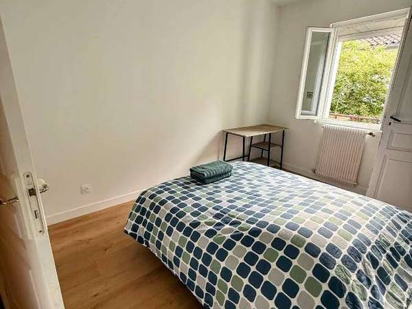 Colocation / Appartement 6 pièces de 105 m², Agen, Rue Puits du Saumon / Photo 6