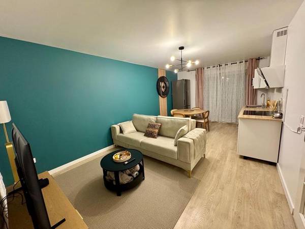 Colocation / Appartement 4 pièces de 82 m², Asnières-sur-Seine, Rue Parv. Pierre de Coubertin / Photo 6