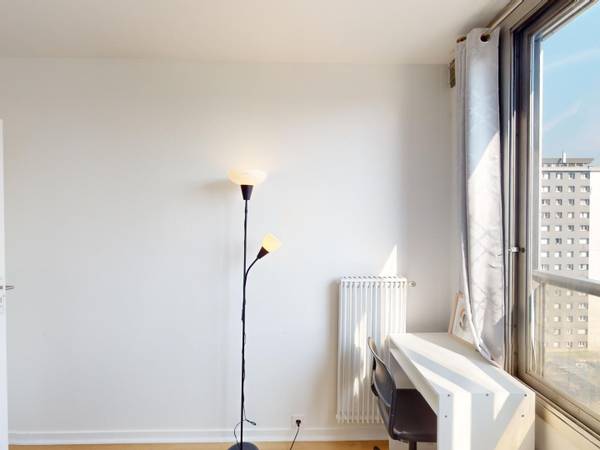 Colocation / Appartement 6 pièces de 88 m², Asnières-sur-Seine, Rue Robert Lavergne / Photo 2