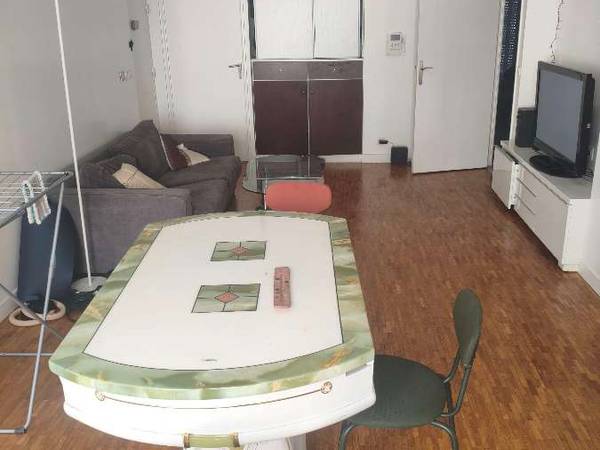 Colocation / Appartement 3 pièces de 69 m², Saint-Denis, Rue Jamin / Photo 2