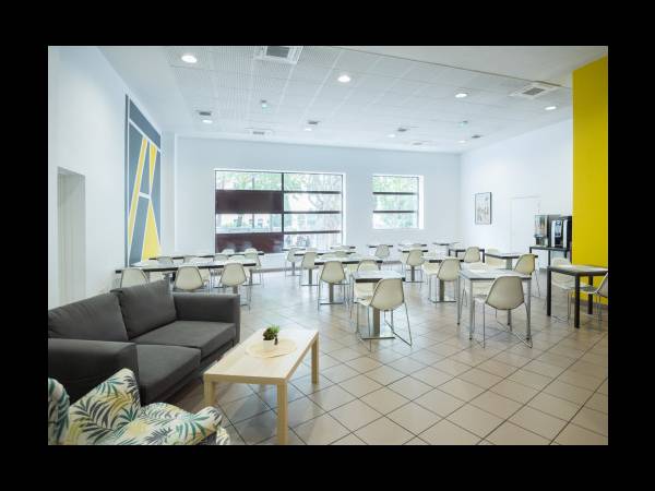 Location / Résidence 2 pièces de 35 m², Nîmes, Triangle de la Gare / Photo 12