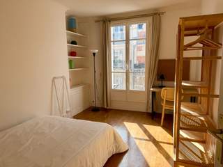 Colocation / Appartement 3 pièces de 60 m², Paris, Rue de Cadix