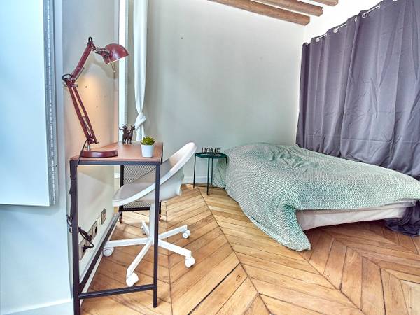 Colocation / Appartement 6 pièces de 97 m², Paris / Photo 2