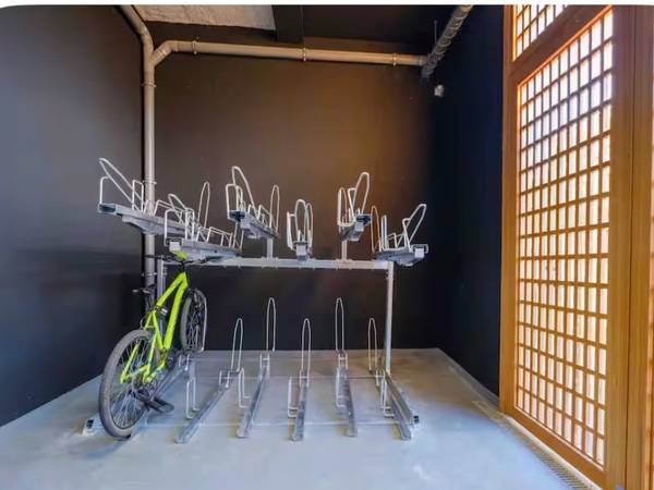 Colocation / Duplex 4 pièces de 84 m², Bordeaux, Rue Amédée Saint-Germain / Photo 8