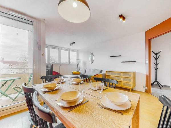 Colocation / Appartement 6 pièces de 101 m², Créteil, 19 Villa du Petit Parc / Photo 2