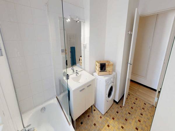 Colocation / Appartement 4 pièces de 70 m², Montpellier, Rue du Faubourg Saint Jaumes / Photo 11
