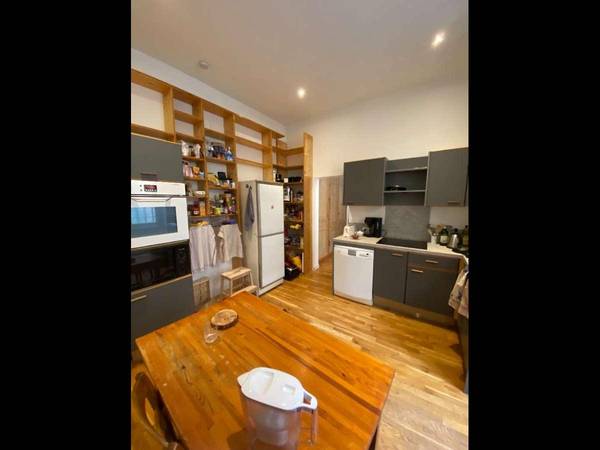 Sous-location / Appartement 8 pièces de 160 m², Lyon, Quai Saint-Vincent / Photo 9