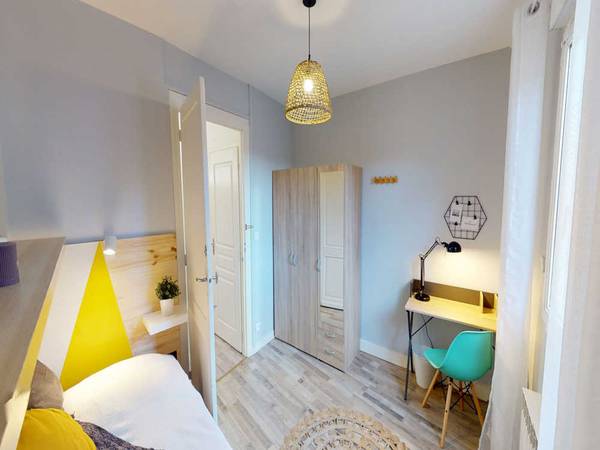 Colocation / Appartement 6 pièces de 120 m², Bordeaux, Rue Lafontaine / Photo 2