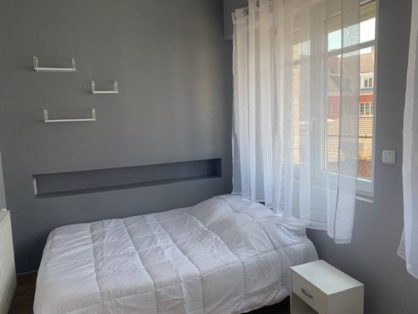 Colocation / Maison 6 pièces de 109 m², Valenciennes, Rue de Paris / Photo 13