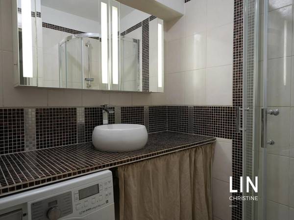 Location / Appartement 2 pièces de 54 m², Lyon, Rue Saint-Isidore / Photo 8
