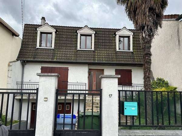 Colocation / Maison 8 pièces de 170 m², Bobigny, Rue Gaston Crépin / Photo 15