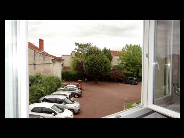Location / Appartement 2 pièces de 30 m², Angoulême, Rue de la Tourgarnier / Photo 6