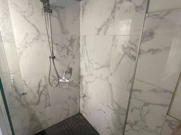 Colocation / Maison 7 pièces de 113 m², Lyon, Rue des Capucins / Photo 6