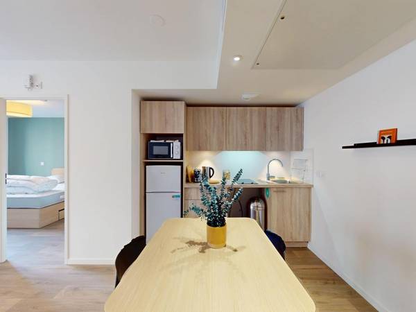 Colocation / Appartement 2 pièces de 40 m², Asnières-sur-Seine, 9 Rue Pierre Curie, / Photo 2