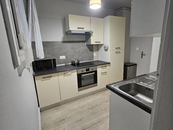Room share / 5 rooms apartment · 78 m², Villeneuve-d'Ascq, Rue de L’Abbe Bonpain / Photo 2