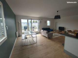 Room share, 5 rooms apartment, Loos