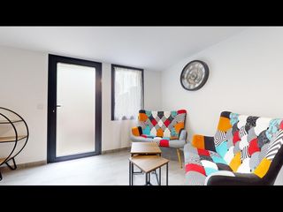 Room share / 8 rooms house · 77 m², Saint-Martin-d'Hères, Rue Antoine