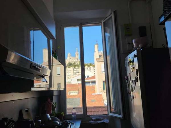 Colocation / Appartement 4 pièces de 80 m², Marseille, Rue Breteuil / Photo 3
