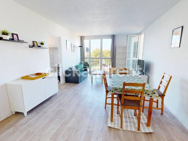 Colocation / Appartement 4 pièces de 75 m², Cenon / Photo 2