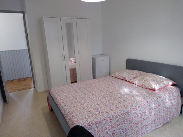 Colocation / Appartement 3 pièces de 50 m², Mérignac, Avenue du Maréchal Juin / Photo 2