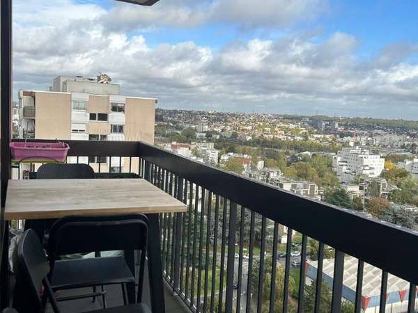 Colocation / Appartement 4 pièces de 77 m², Fontenay-sous-Bois, Rue Paul Langevin / Photo 2