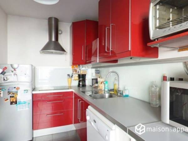 Colocation / Appartement 3 pièces de 60 m², Paris, Rue Saint-Maur / Photo 2