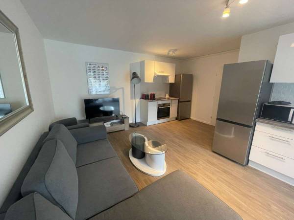Colocation / Appartement 6 pièces de 105 m², Créteil, Avenue des Petites Haies / Photo 2