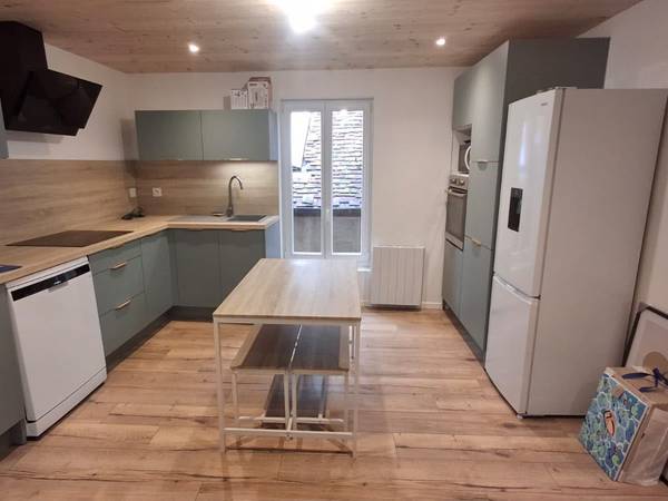 Colocation / Appartement 4 pièces de 90 m², Besançon, Rue Fabre / Photo 2