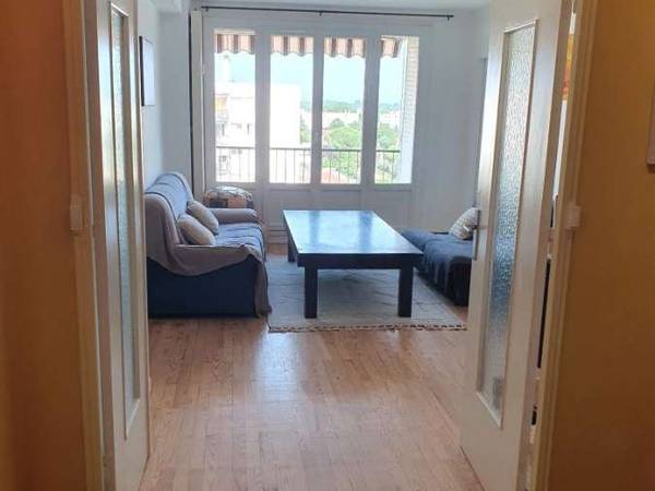 Flatsharing / 5-bedroom flat · 83 m², Vaulx-en-Velin, Rue Anatole France / Photo 8