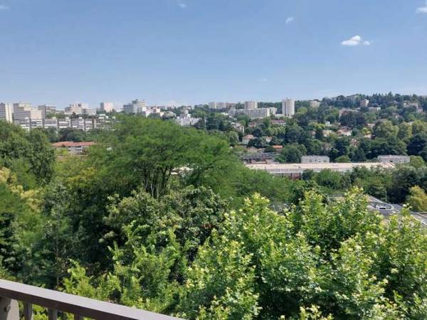 Colocation / Immeuble 2 pièces de 52 m², Écully / Photo 24