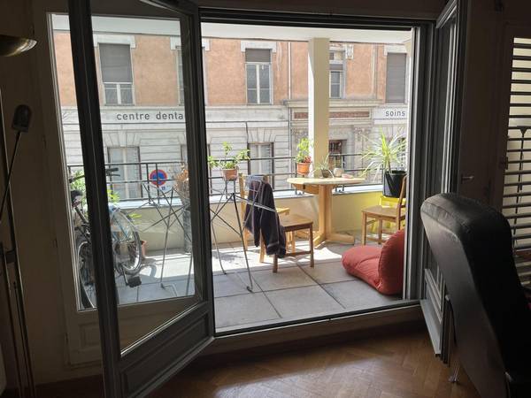 Colocation / Appartement 3 pièces de 90 m², Lyon, Rue de la Part-Dieu / Photo 2