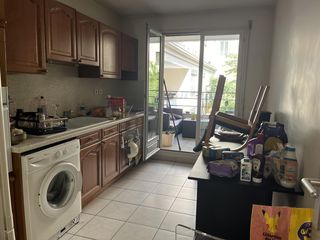 Colocation / Appartement 3 pièces de 90 m², Lyon, Rue de la Part-Dieu