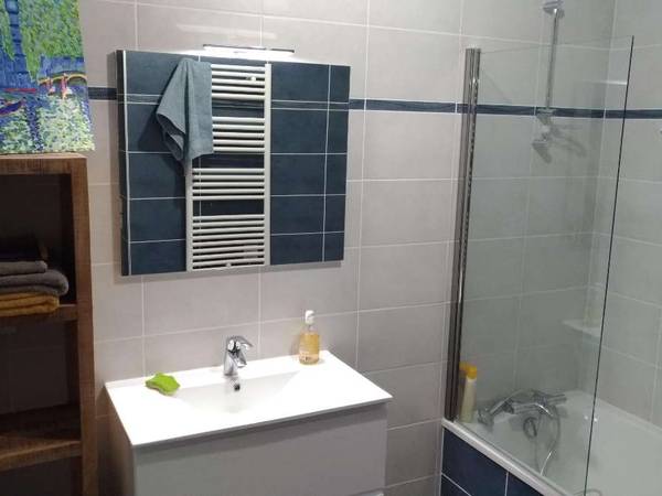 Chambre chez l'habitant / Appartement 5 pièces de 110 m², Annecy, Impasse des Tablettes / Photo 2