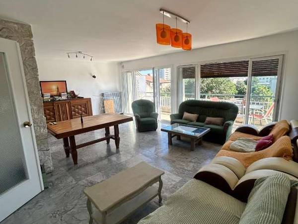 Colocation / Appartement 5 pièces de 104 m², Valence, Rue Albert de Mun / Photo 2