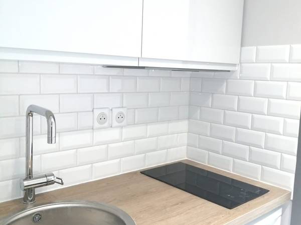 Location / Appartement 1 pièce de 18 m², Saint-Étienne, Rue Désiré Claude / Photo 2