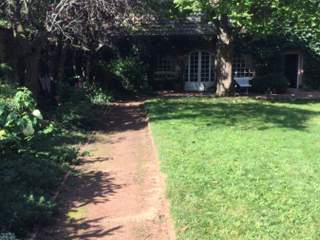 Flatsharing / 7-bedroom house · 220 m², Salles-Arbuissonnas-en-Beaujolais, Route du Viaduc