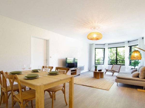 Colocation / Appartement 5 pièces de 99 m², Bordeaux, Cours Victor Hugo / Photo 2